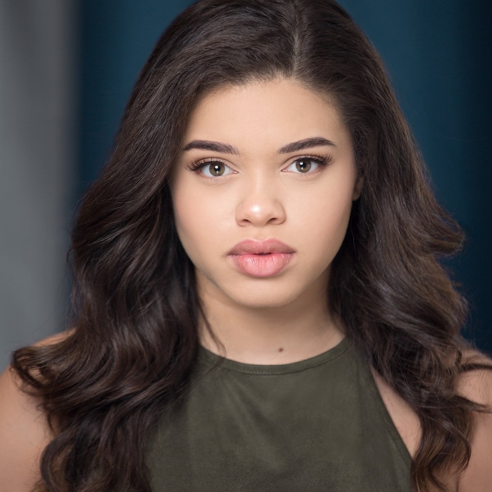 Meet your Posher, Briana
